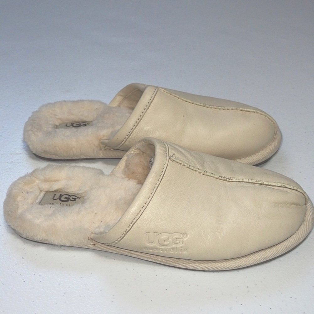 Ugg leather house slippers - Picture 4 of 5